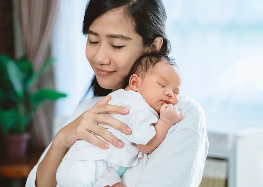 อุ้มบ่อยลูกจะติดมือ เรื่องจริงหรือเป็นแค่ความเชื่อกันนะ?