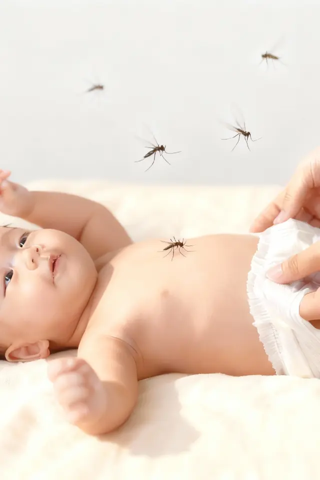 อยากให้ลูกสบายตัวและปลอดภัยจากยุงลาย เลือกผ้าอ้อมแบบไหนดี?