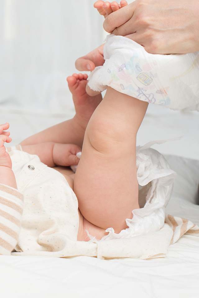 Is It Safe To Make Babies Wear Diapers Daily? Know What A